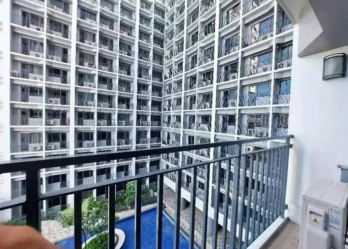 Entire 1 Bedroom Unit With Balcony At Moa Complex 3* Manila