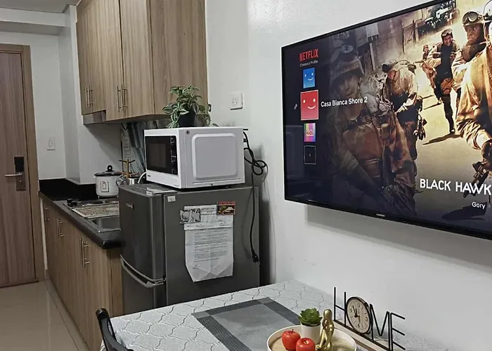 Aparthotel Entire 1 Bedroom Unit With Balcony At Moa Complex 3*